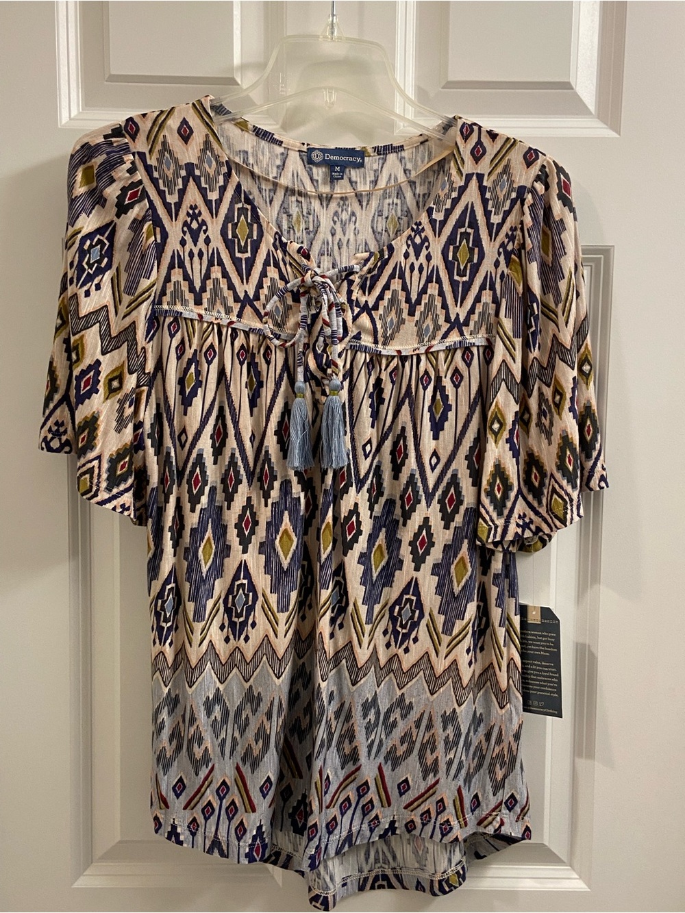 NWT Women's Democracy Top Medium Western Aztec Geometric lace up Short Sleeve
